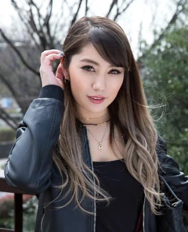 上原花恋丝袜 下载地址,上原花恋独家下载地址大揭秘