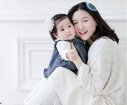 明星妈妈育儿,揭秘明星育儿秘诀与温馨瞬间