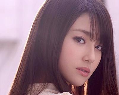 日本演员润润,日本影视界的璀璨新星