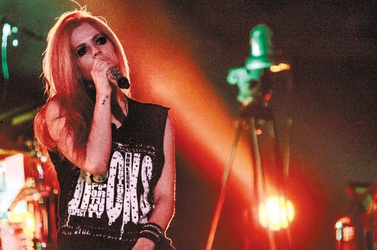 日本乐队四人的,日本乐队四人演绎音乐传奇