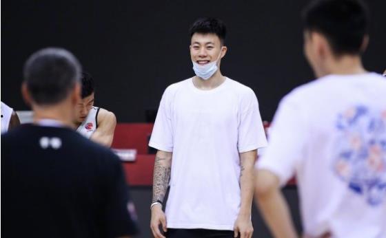 高鹏爆料张镇麟视频,揭秘篮球场上的精彩瞬间