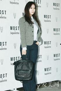 f 明星,闪耀舞台，魅力无限